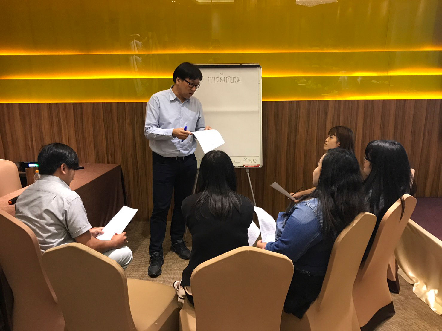Japanese Business Manner Training Japanese Business Manner Training
