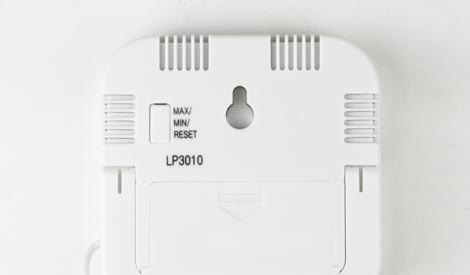LP3010 เครื่องวัดอุณหภูมิและความชื้น (Indoor & Outdoor)
LP3010 เครื่องวัดอุณหภูมิและความชื้น (Indoor & Outdoor)