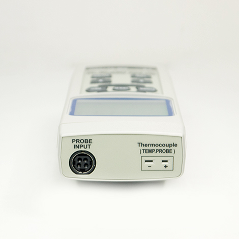 AM-4215SD ช่องสำหรับเชื่อมต่อโพรบและเทอร์โมคัปเปิล