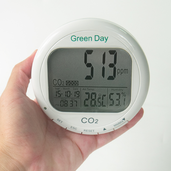 AZ-7788 ขนาดของตัวเครื่องและตัวอย่างการแสดงผลค่าการวัด AZ-7788 ขนาดของตัวเครื่องและตัวอย่างการแสดงผลค่าการวัด