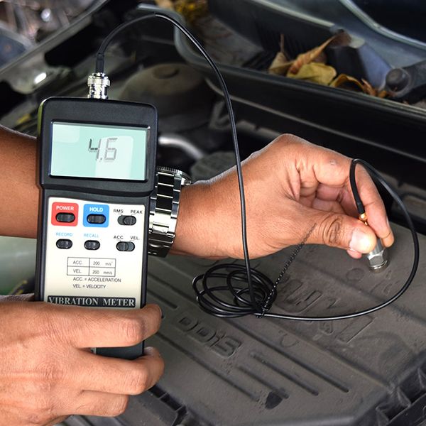 Lutron VB-8200 Vibration Meter│Application Example