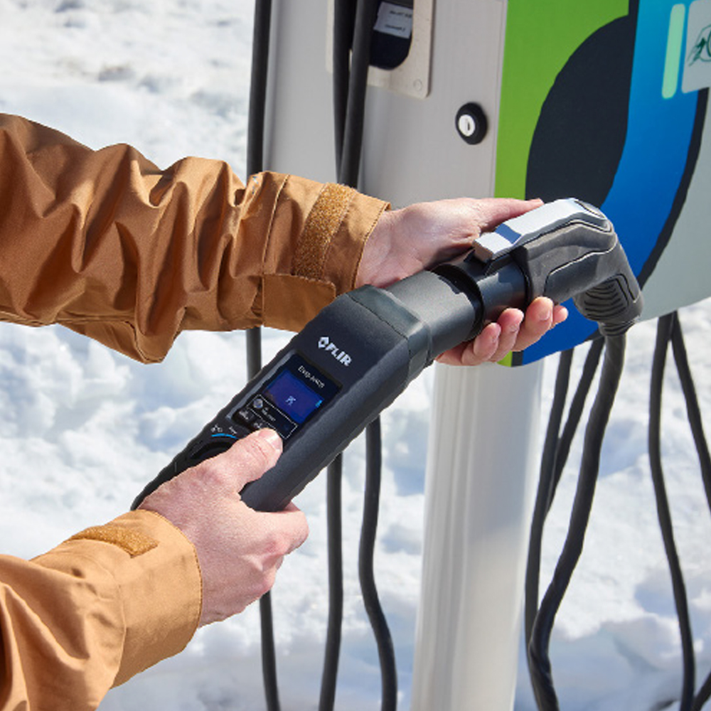 FLIR EV45-NACS อแดปเตอร์ทดสอบ EV Charger พร้อมหัวต่อ NACS และ Type 1 สำหรับตรวจสอบสถานีชาร์จไฟฟ้า FLIR EV45-NACS อแดปเตอร์ทดสอบ EV Charger พร้อมหัวต่อ NACS และ Type 1 สำหรับตรวจสอบสถานีชาร์จไฟฟ้า