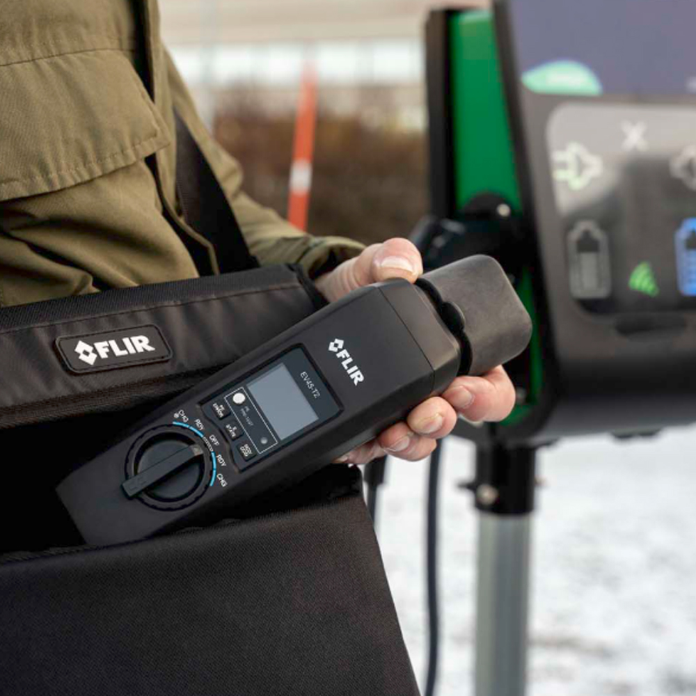 FLIR EV45-T2 อแดปเตอร์ทดสอบ EV Charger พร้อมหัวต่อ Type 2 และ Type 1 สำหรับตรวจสอบสถานีชาร์จไฟฟ้า
FLIR EV45-T2 อแดปเตอร์ทดสอบ EV Charger พร้อมหัวต่อ Type 2 และ Type 1 สำหรับตรวจสอบสถานีชาร์จไฟฟ้า