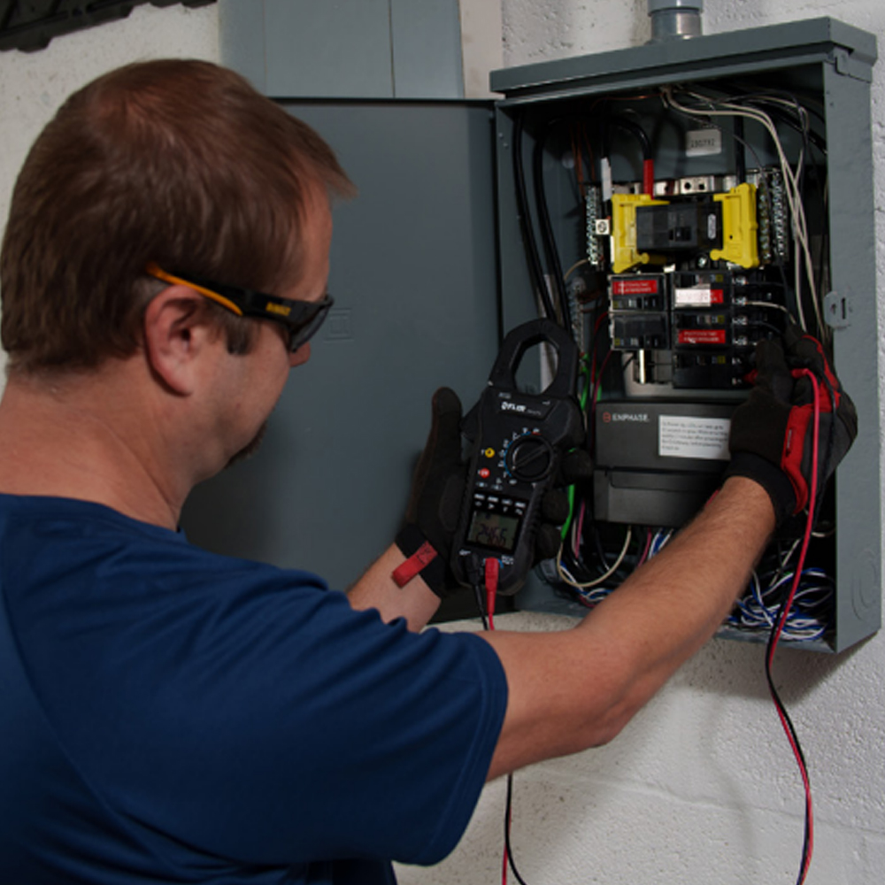 FLIR PV KIT-1 ชุดเครื่องมือทดสอบระบบโซลาร์เซลล์แบบครบชุด พร้อมแคลมป์มิเตอร์ อินฟราเรด และมิเตอร์วัดแสงแดด
FLIR PV KIT-1 ชุดเครื่องมือทดสอบระบบโซลาร์เซลล์แบบครบชุด พร้อมแคลมป์มิเตอร์ อินฟราเรด และมิเตอร์วัดแสงแดด