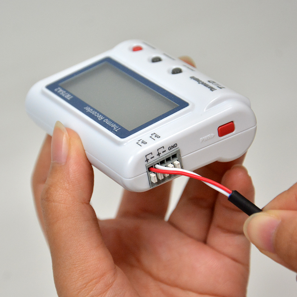 T&D TR75A2 เครื่องบันทึกอุณหภูมิ 2 ใช้งานร่วมกับ Rixen FP-PVC10 T&D TR75A2 เครื่องบันทึกอุณหภูมิ 2 ใช้งานร่วมกับ Rixen FP-PVC10