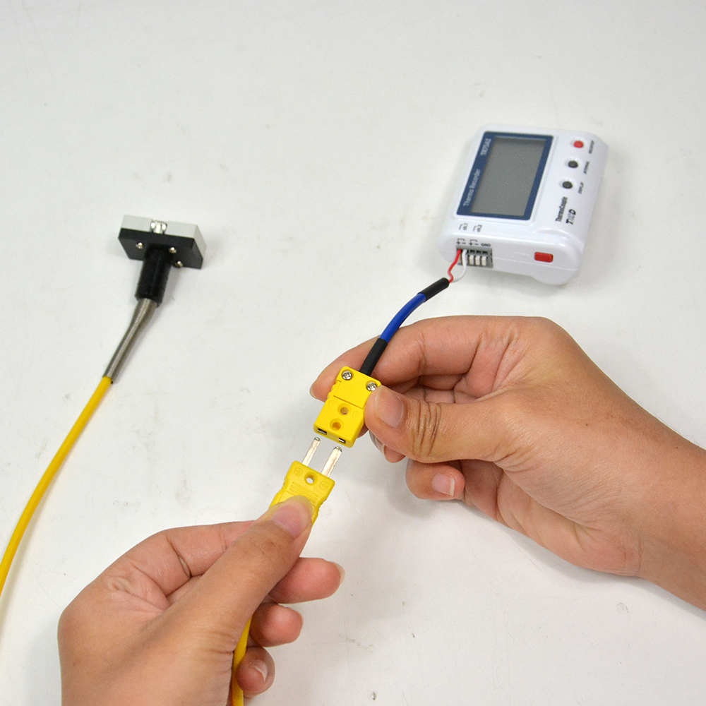 T&D TR75A2 เครื่องบันทึกอุณหภูมิ 2 ใช้งานร่วมกับ Rixen FP-PVC10 T&D TR75A2 เครื่องบันทึกอุณหภูมิ 2 ใช้งานร่วมกับ Rixen FP-PVC10