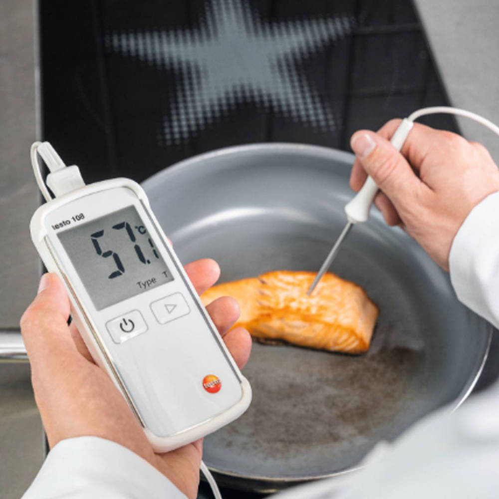 Testo 108 เครื่องวัดอุณหภูมิแบบเทอร์โมคัปเปิล Type T/K สำหรับงานอุตสาหกรรมอาหาร มาตรฐาน HACCP, IP67 Testo 108 เครื่องวัดอุณหภูมิแบบเทอร์โมคัปเปิล Type T/K สำหรับงานอุตสาหกรรมอาหาร มาตรฐาน HACCP, IP67