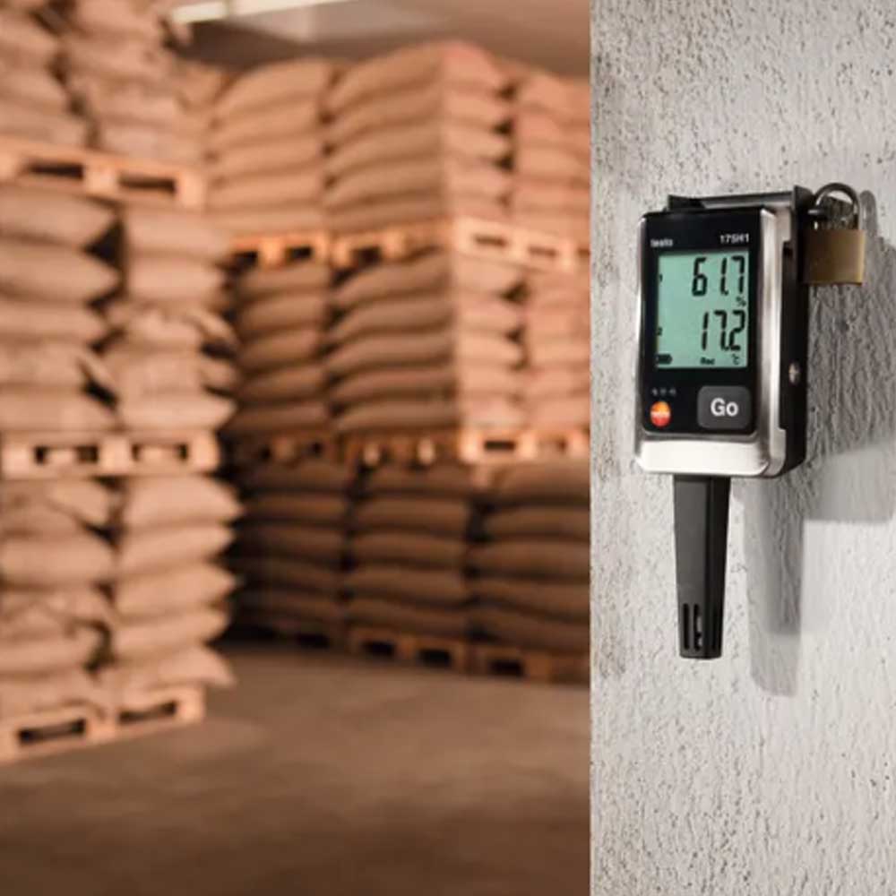 TESTO 175-H1 Temperature & Humidity Data Logger เครื่องบันทึกอุณหภูมิและความชื้น พร้อมเซนเซอร์ภายนอก
TESTO 175-H1 Temperature & Humidity Data Logger เครื่องบันทึกอุณหภูมิและความชื้น พร้อมเซนเซอร์ภายนอก
