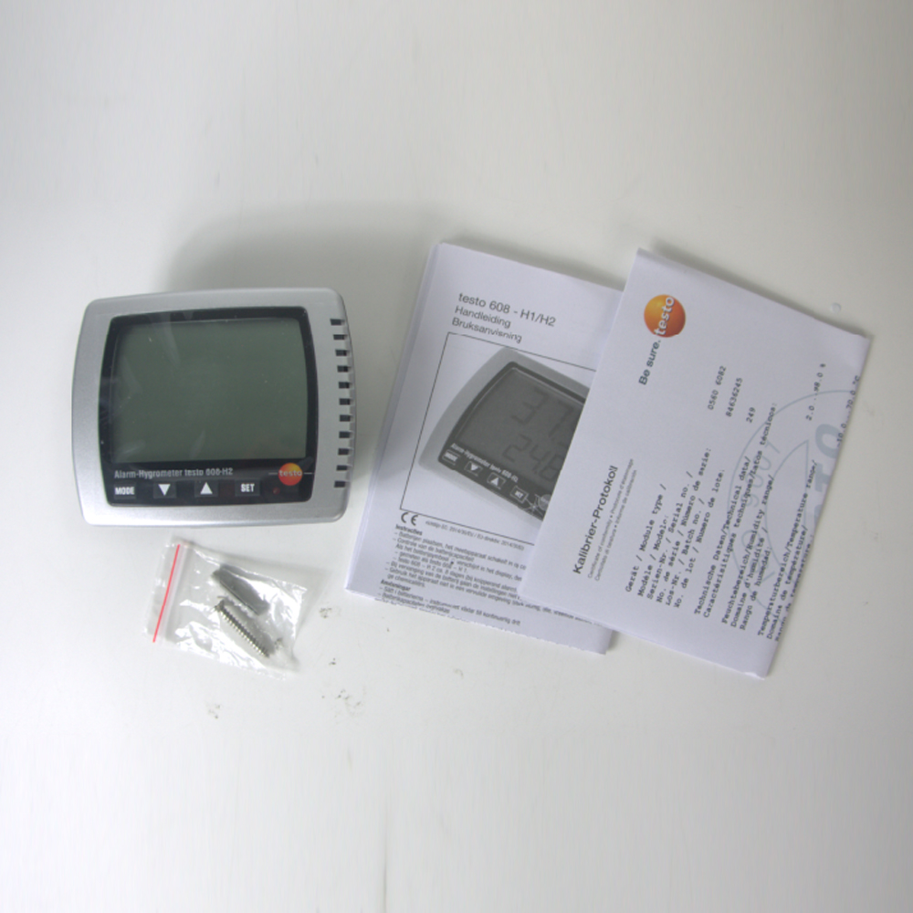 Testo 608-H2 เทอร์โมไฮโกรมิเตอร์แม่นยำสูง พร้อมสัญญาณเตือน LED สำหรับควบคุมอุณหภูมิและความชื้น Testo 608-H2 เทอร์โมไฮโกรมิเตอร์แม่นยำสูง พร้อมสัญญาณเตือน LED สำหรับควบคุมอุณหภูมิและความชื้น