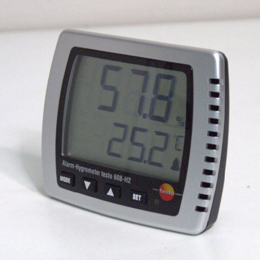 Testo 608-H2 เทอร์โมไฮโกรมิเตอร์แม่นยำสูง พร้อมสัญญาณเตือน LED สำหรับควบคุมอุณหภูมิและความชื้น Testo 608-H2 เทอร์โมไฮโกรมิเตอร์แม่นยำสูง พร้อมสัญญาณเตือน LED สำหรับควบคุมอุณหภูมิและความชื้น