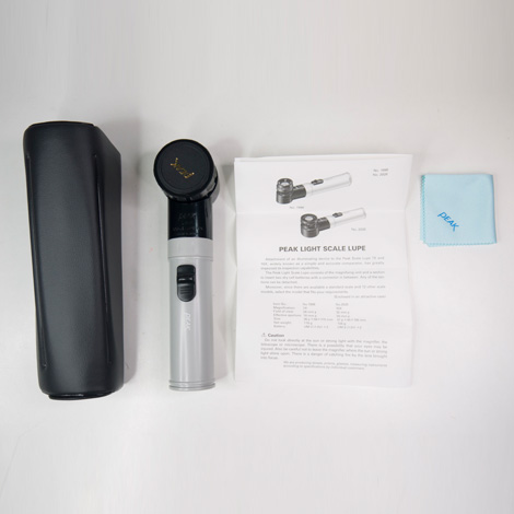 Peak 2028-10X-WS กล้องขยายแบบครอบ มีไฟและสเกล (White) | กำลังขยาย 10 เท่า
 Peak 2028-10X-WS กล้องขยายแบบครอบ มีไฟและสเกล (White) | กำลังขยาย 10 เท่า