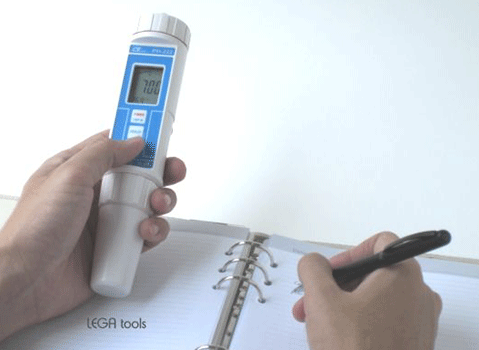Lutron PH-222 Pen type pH Meter (0 to 14 pH) | IP67 Lutron PH-222 Pen type pH Meter (0 to 14 pH) | IP67