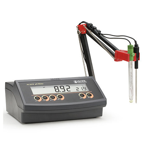 HANNA HI-2210-02 เครื่องวัดพีเอชแบบตั้งโต๊ะ HANNA HI-2210-02 เครื่องวัดพีเอชแบบตั้งโต๊ะ