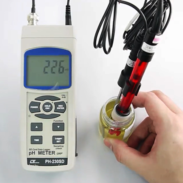 เครื่องวัดค่าพีเอชแบบดิจิตอล (Digital pH Meter)  เครื่องวัดค่าพีเอชแบบดิจิตอล (Digital pH Meter)