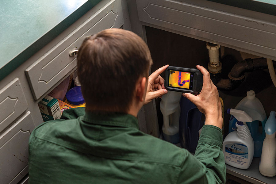 FLIR C3-X กล้องถ่ายภาพความร้อนแบบพกพา (128 x 96 pixels) | พร้อม Cloud & Wi-Fi