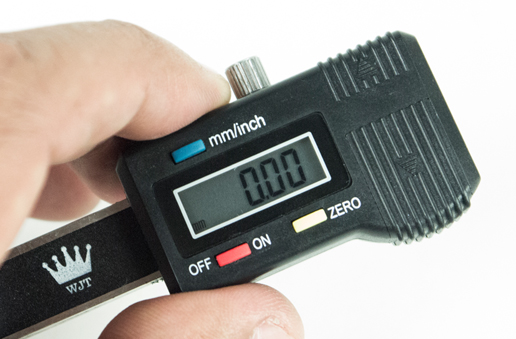 เกจวัดความหนาแบบดิจิตอล เกจวัดความหนาแบบดิจิตอล